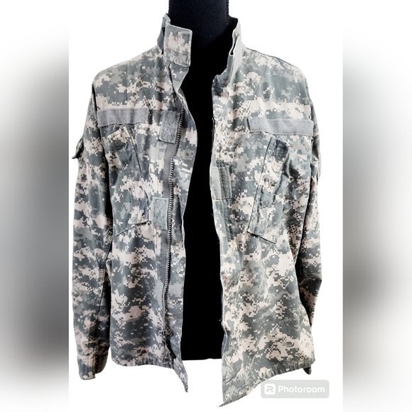 U.S. Army Other - US Army Camo Jacket unisex small